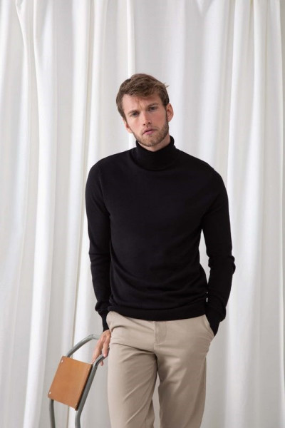 Henbury Roll-Neck Jumper